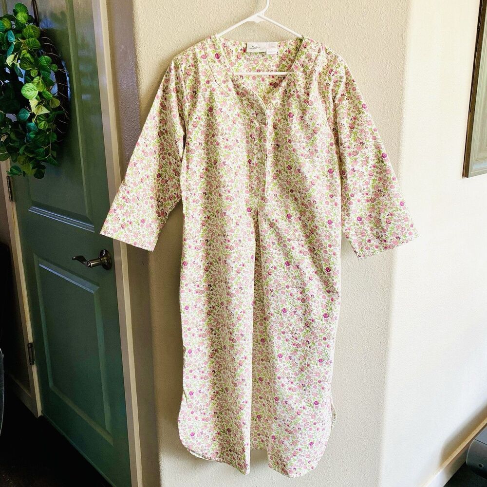 The Vermont Country Store Portuguese Cotton Flannel Nightshirt Floral Size Small